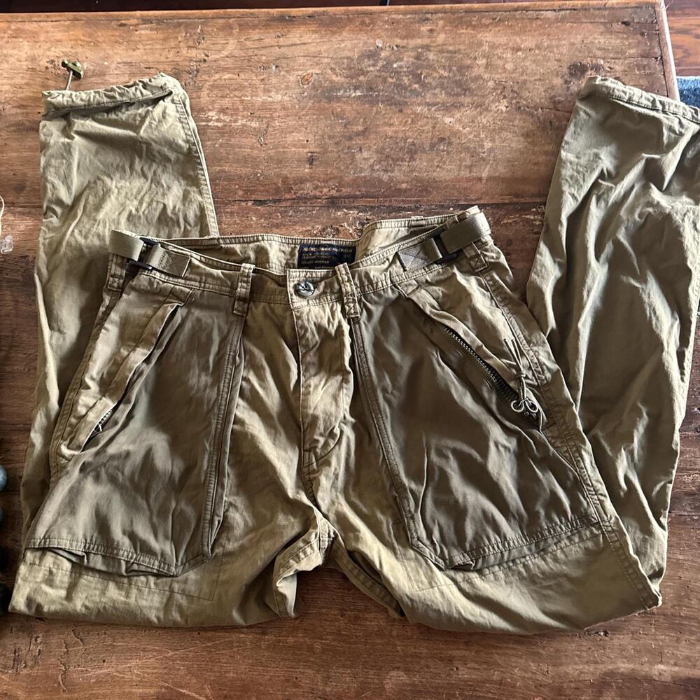 Abercrombie fitch slim straight pants tagged 32 x 32 see measurement below